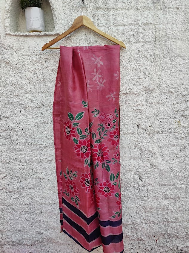 SOFT PINK RIBBED TUSSAR KURTA WITH CHIKANKARI & MUKAISH - SILK BATIK DUPATTA