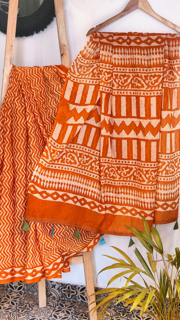 ORANGE MULMUL COTTON HAND BLOCK PRINTED SAREE