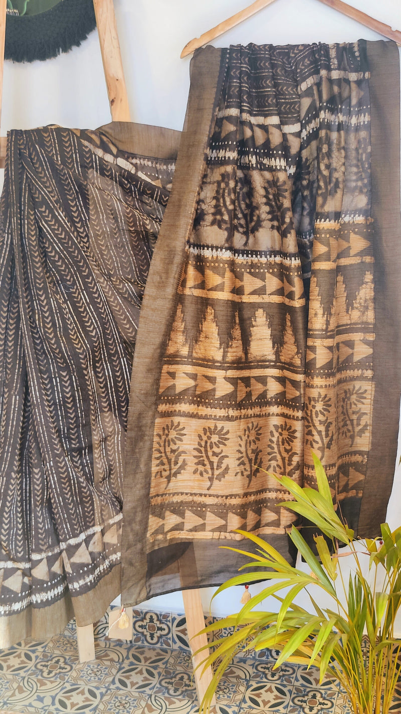 DARK BROWN CHANDERI DABU SAREE WITH GICCHA PALLA