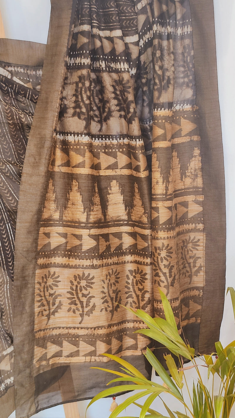 DARK BROWN CHANDERI DABU SAREE WITH GICCHA PALLA