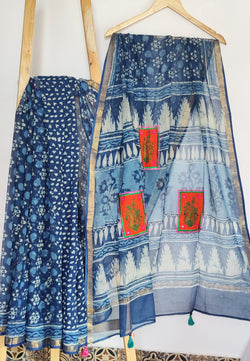 INDIGO DABU KOTA COTTON SAREE WITH ORANGE CHIKANKARI PATCH