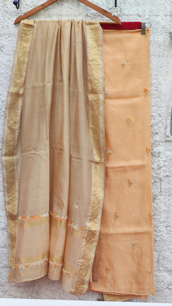 PEACH MAHESHWARI KURTA WITH CHIKANKARI PAIRED UP WITH BEIGE DUPATTA