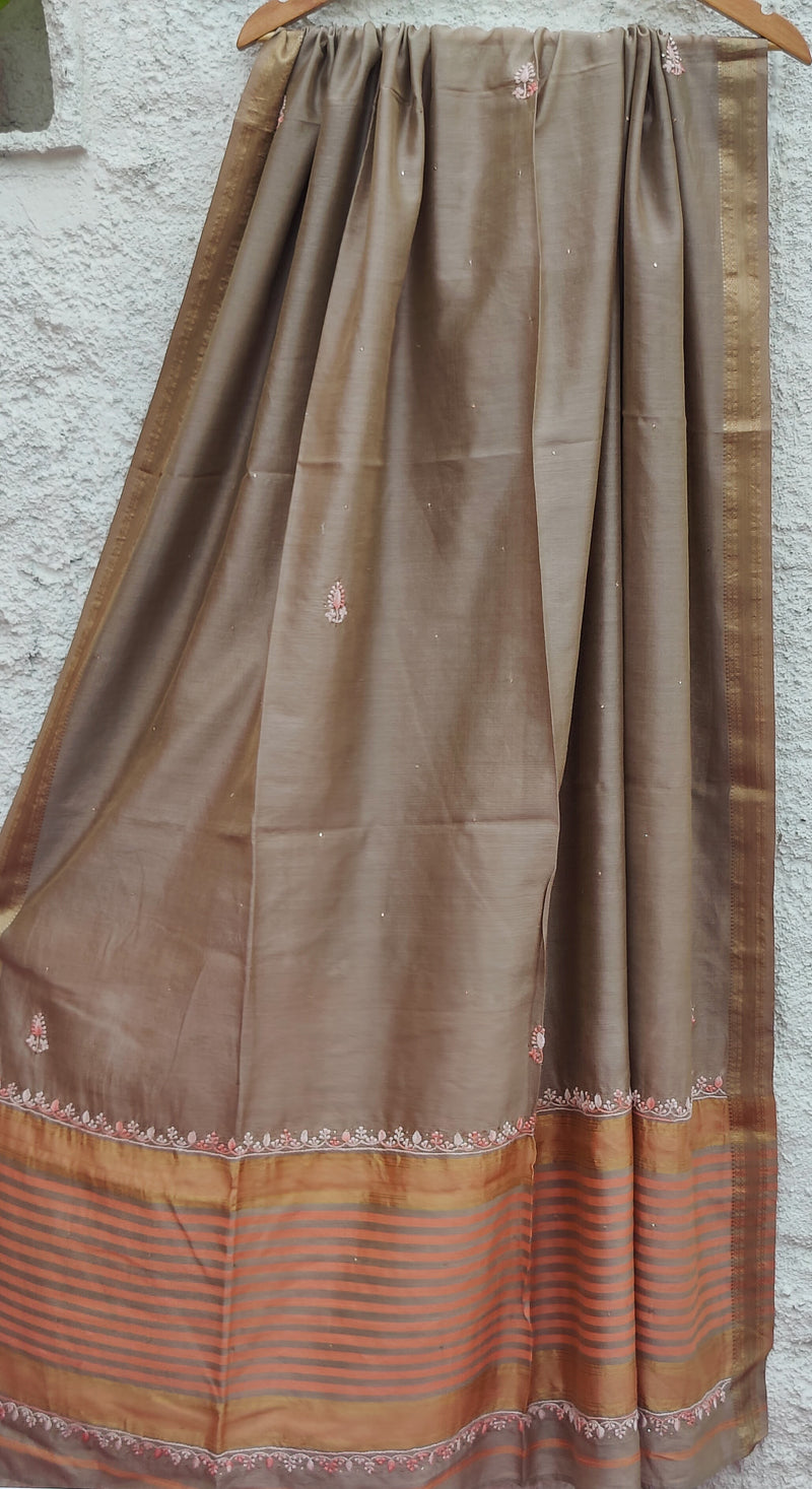 DARK PEACH MAHESHWARI KURTA WITH CHIKANKARI PAIRED UP WITH GREY DUPATTA