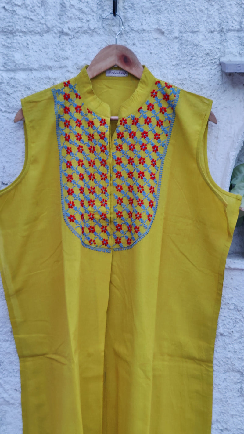 YELLOW MANGALGIRI COTTON KURTA WITH CHIKANKARI