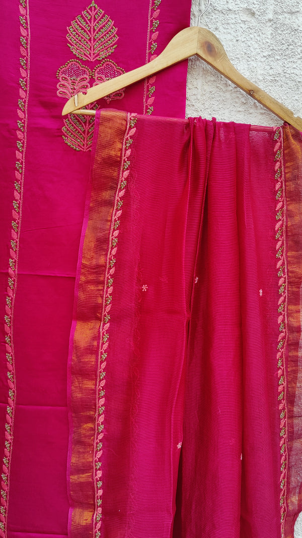 MAGENTA LINEN SATIN KURTA WITH CHIKANKARI - MAHESHWARI DUPATTA