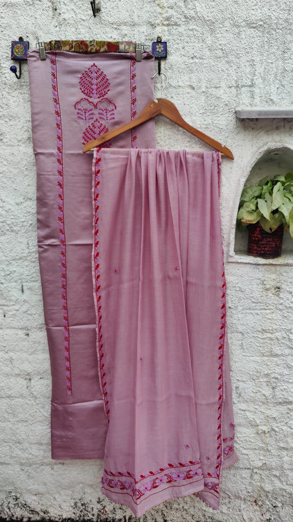 CREPE PINK LINEN SATIN KURTA WITH CHIKANKARI - MAHESHWARI DUPATTA