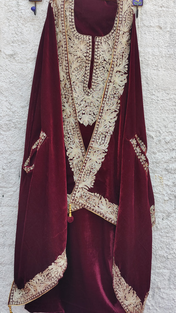 DARK MAROON VELVET KURTA WITH TILLA WORK & SHAWL WITH POCKETS