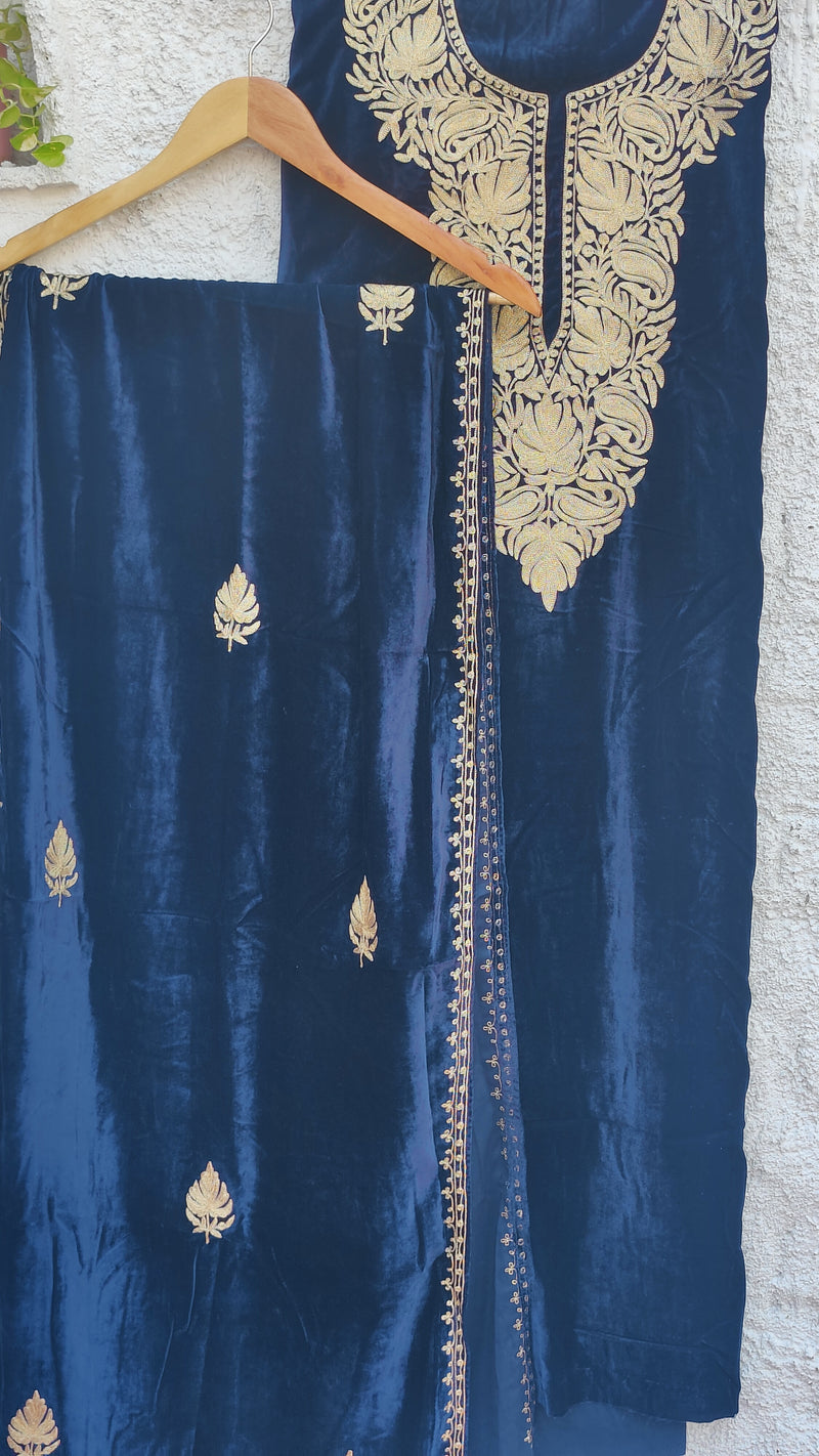 DEEP NAVY BLUE VELVET KURTA WITH TILLA WORK & SHAWL