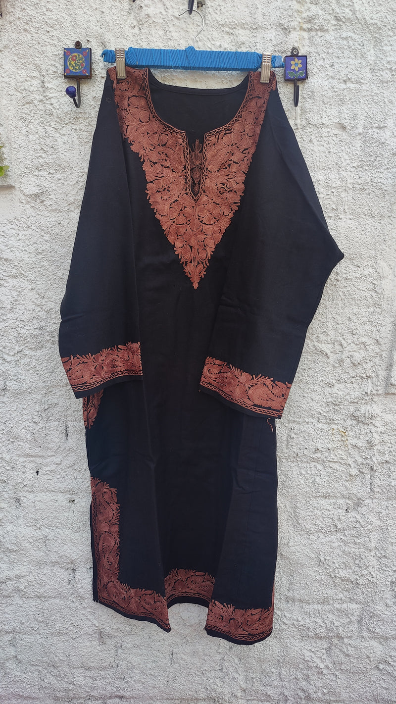 BLACK FIRAN WITH KASHMIRI HAND EMBROIDERY