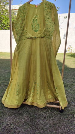 SLIME GREEN MANGALGIRI 24 KALI ANGARKHA WITH CHIKANKARI & MIRROR WORK