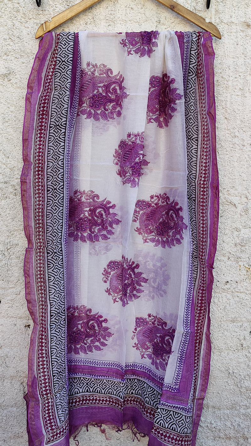 WHITE CHANDERI HAND BLOCK PRINTED DUPATTA