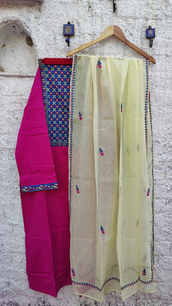 MAGENTA  IKKAT WEAVE KURTA WITH CHIKANKARI - LEMON KOTA DUPATTA