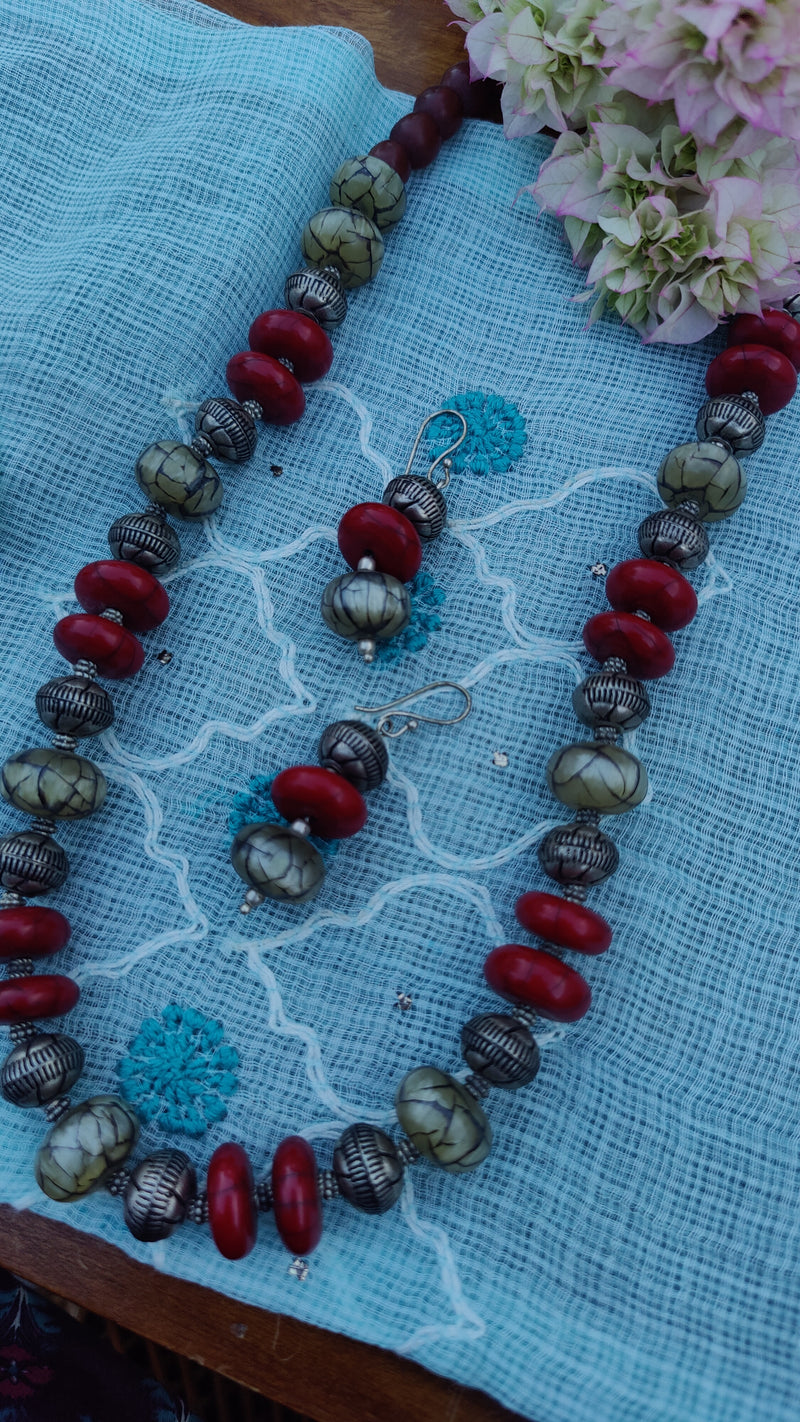 RED GREY BEADS WITH SILVER TONE PENDANT SET WITH JHUMKI