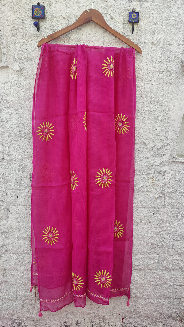 MAJENTA KOTA DUPATTA WITH 'DO TAAR' CHIKANKARI