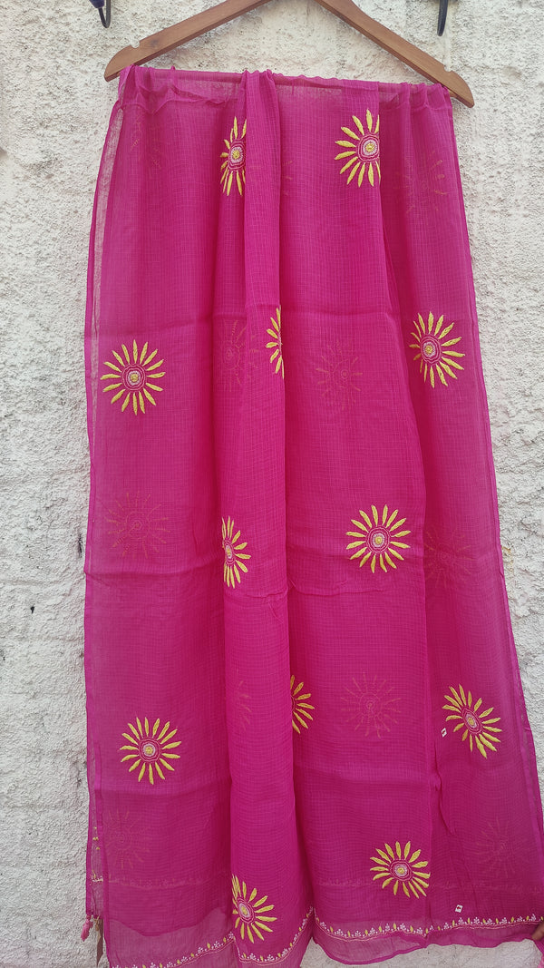 MAJENTA KOTA DUPATTA WITH 'DO TAAR' CHIKANKARI