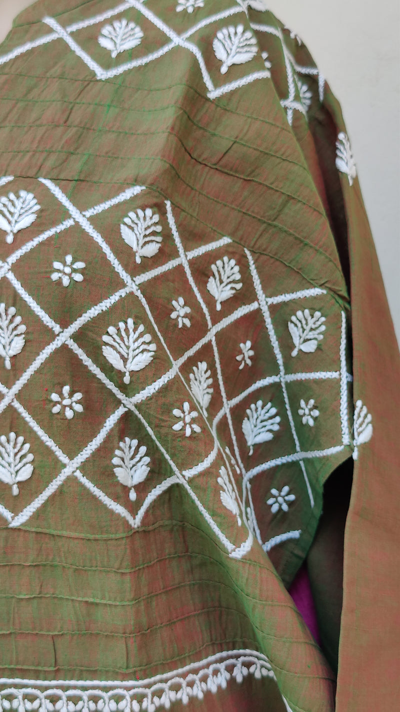 GREEN SHORT COLOUR MANGALGIRI KURTA WITH CHIKANKARI