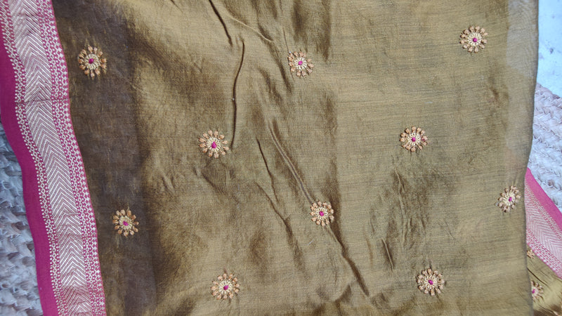 COPPER BROWN  MAHESHWARI SAREE WITH CHIKANKARI MOTIFS