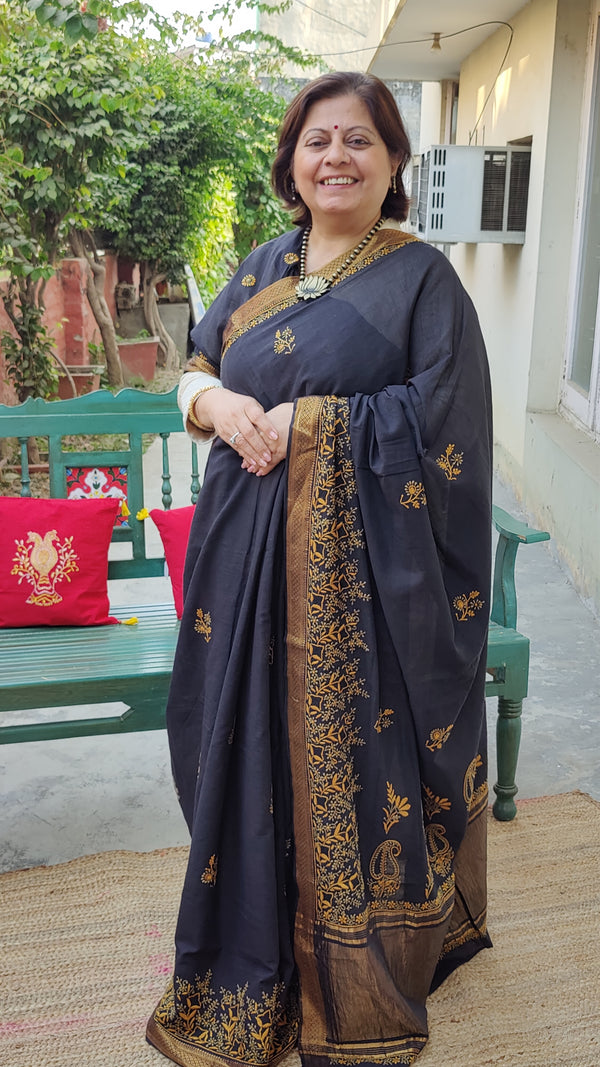 BLACK MANGALGIRI SAREE WITH MUSTARD THREAD CHIKANKARI