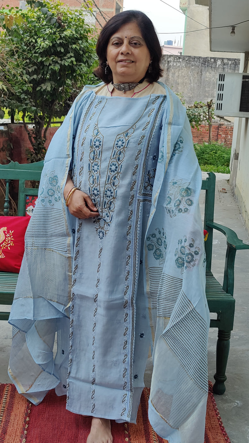 POWDER BLUE CHNADERI KURTA WITH HAND BLOCK PRINT CHANDERI DUPATTA - MULTI CHIKANKARI