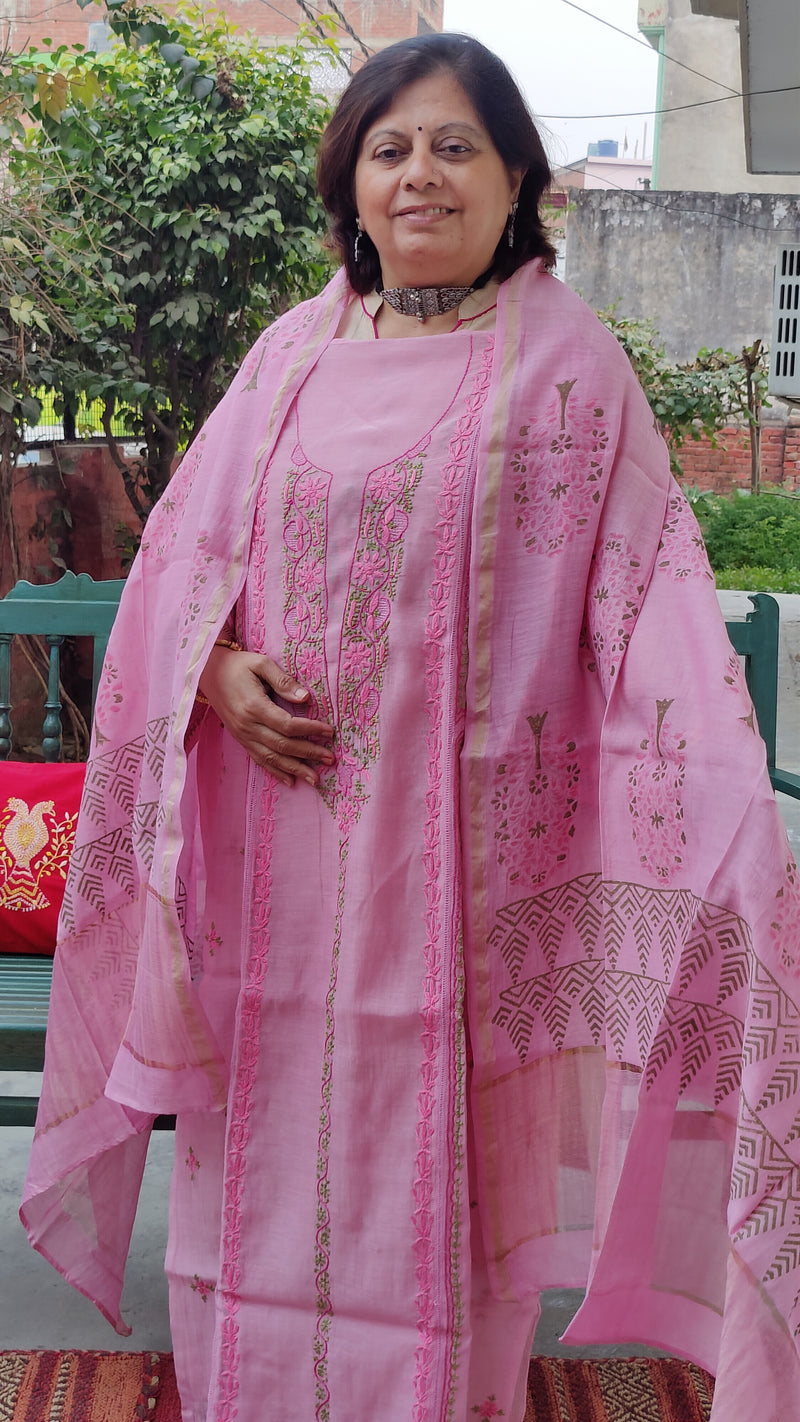 BABY PINK CHANDERI KURTA WITH HAND BLOCK PRINT CHANDERI DUPATTA - MULTI CHIKANKARI