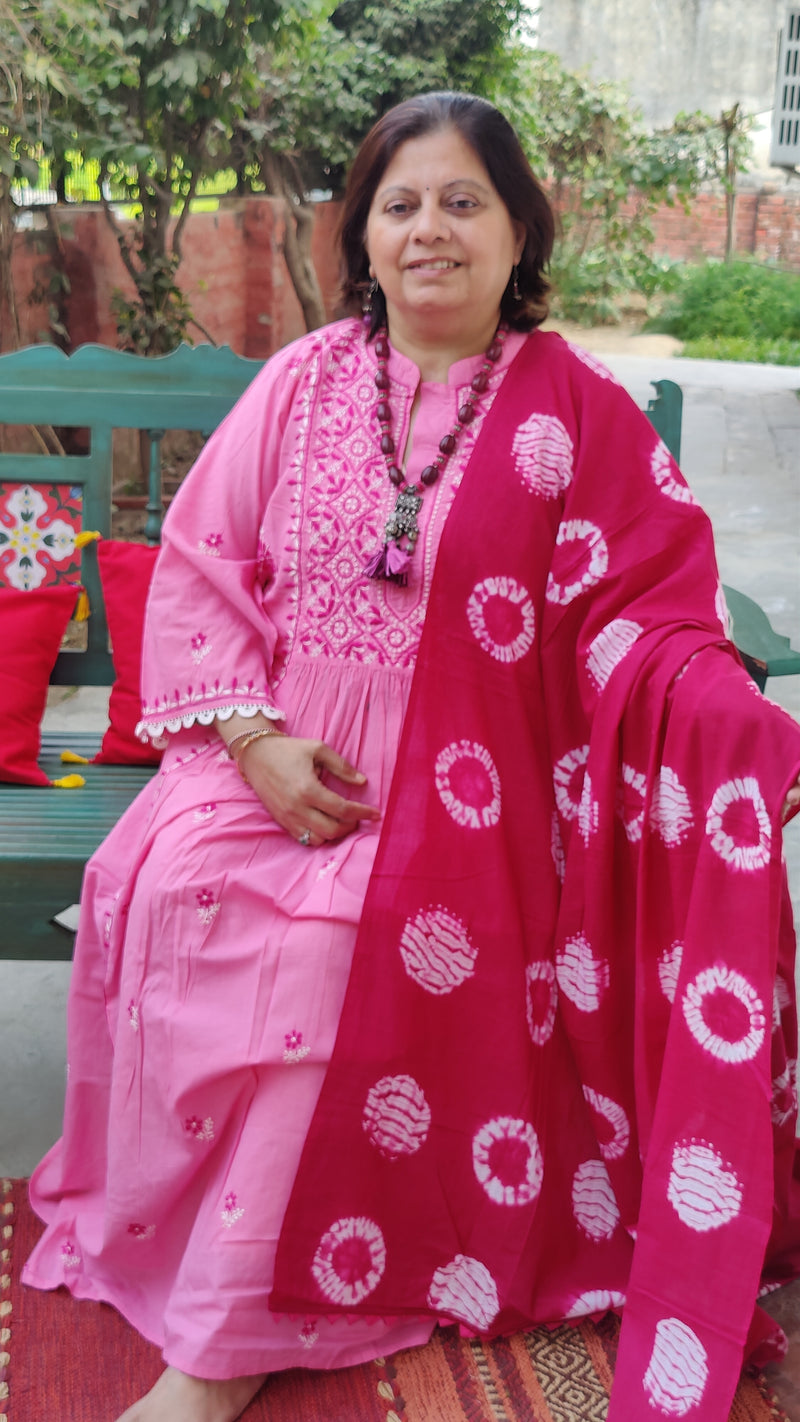 DARK PINK COTTON KURTA WITH CHIKANKARI - MULMUL SHIBORI DUPATTA