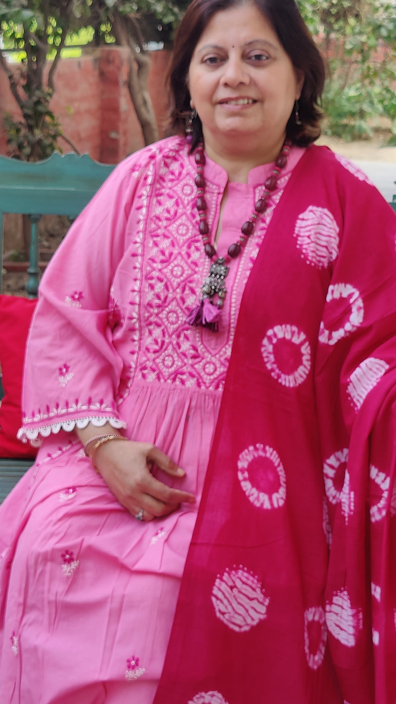 DARK PINK COTTON KURTA WITH CHIKANKARI - MULMUL SHIBORI DUPATTA