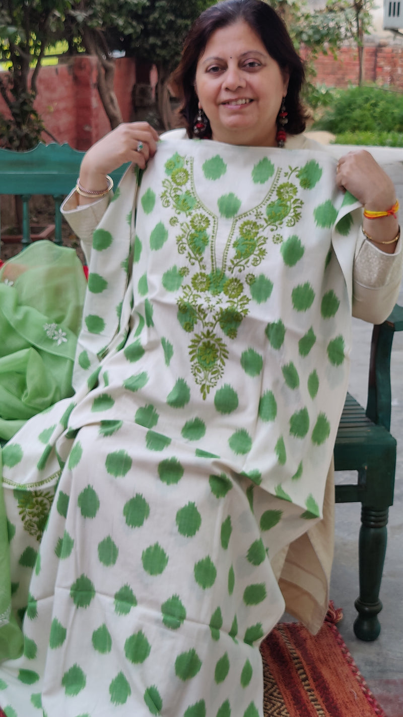 OFF WHITE GREEN IKKAT TRANSLATE WITH CHIKANKARI KURTA - KOTA DUPATTA